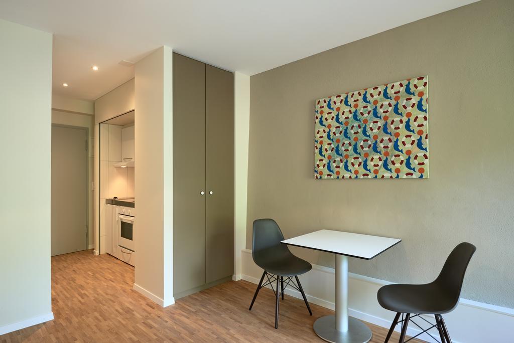 Hotel Hine Adon Fribourg Exteriör bild