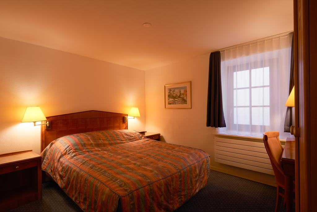Hotel Hine Adon Fribourg Exteriör bild